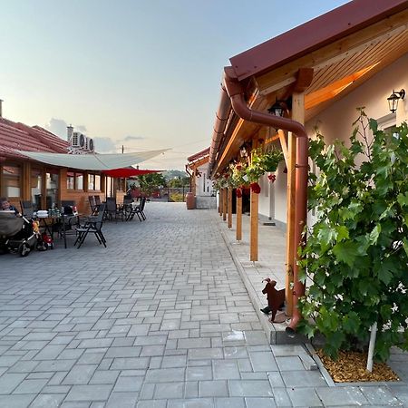 M3 Mad Apartman Kültér fotó