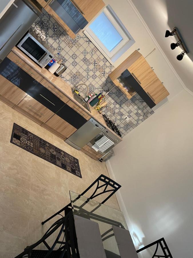 M3 Mad Apartman Kültér fotó