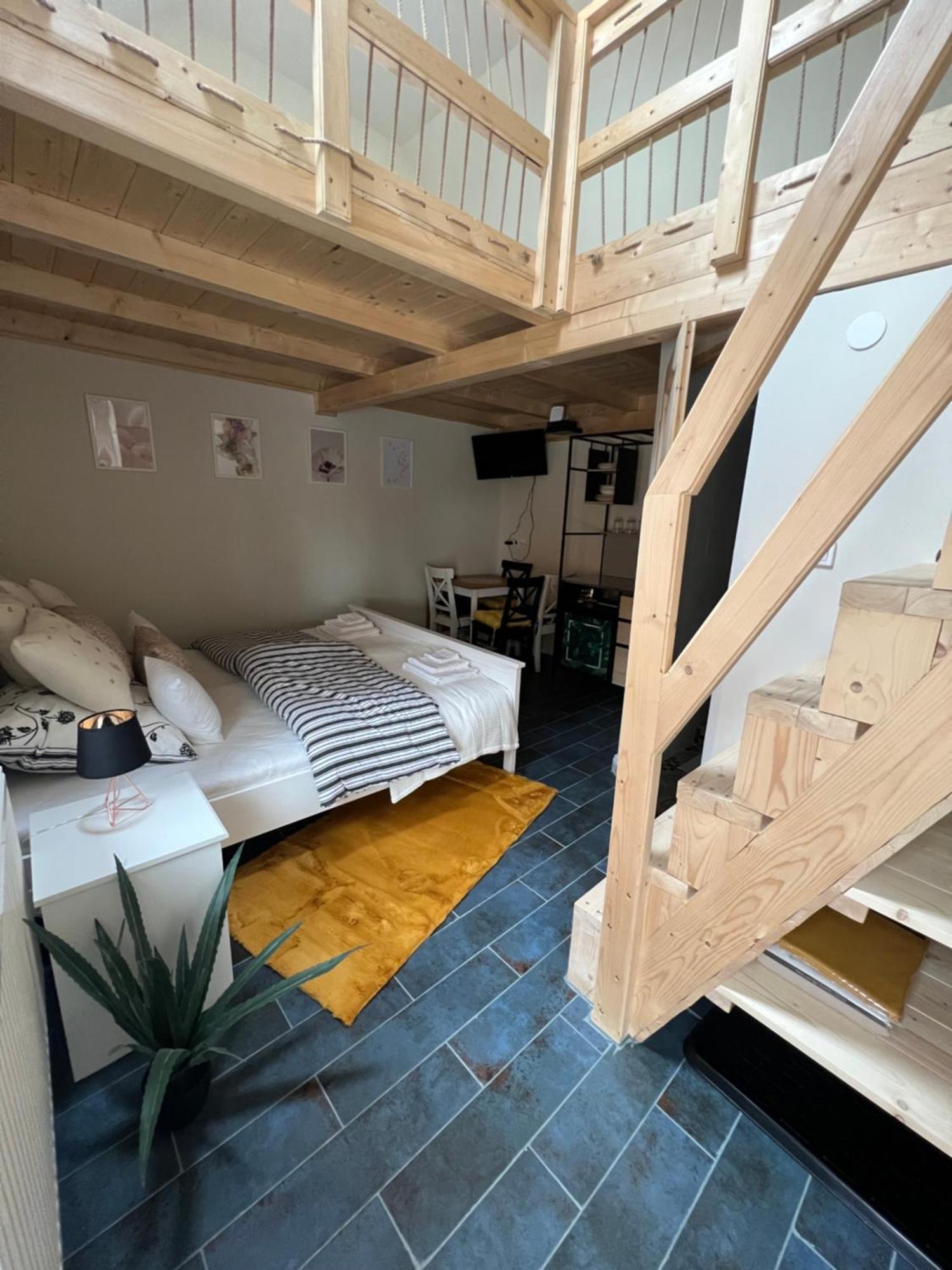 M3 Mad Apartman Kültér fotó