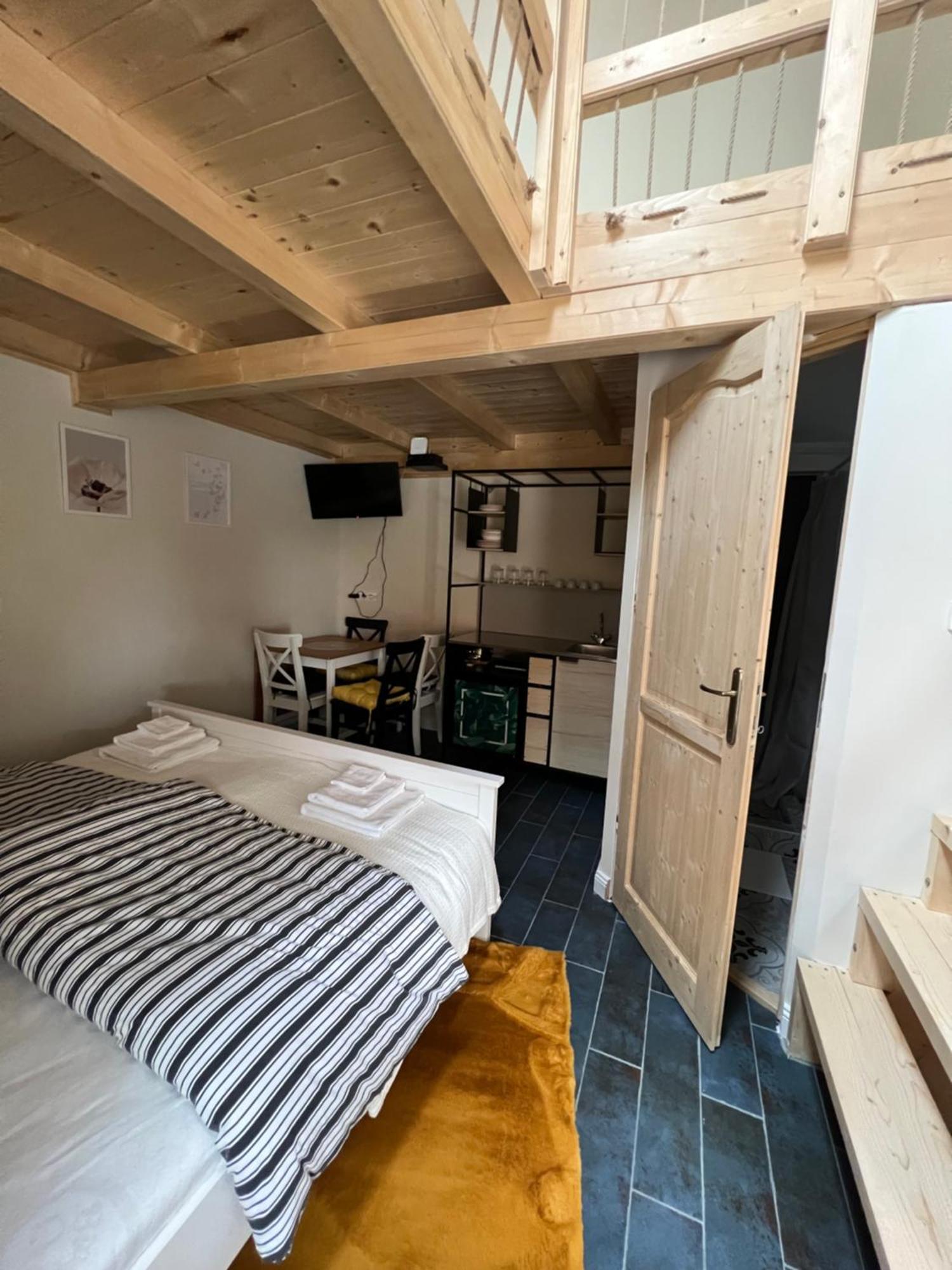 M3 Mad Apartman Kültér fotó